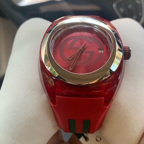 New authentic Gucci watch - Picture 2 of 5